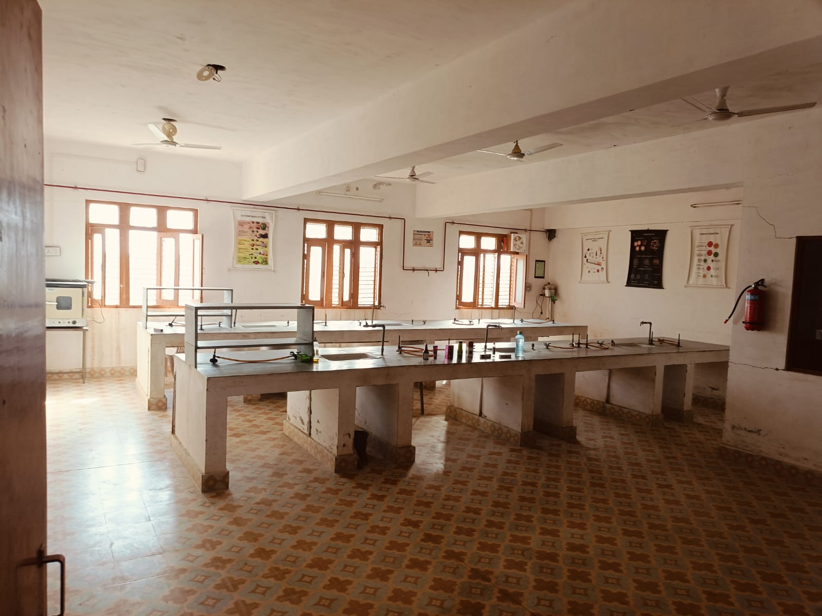 Practical laboratory