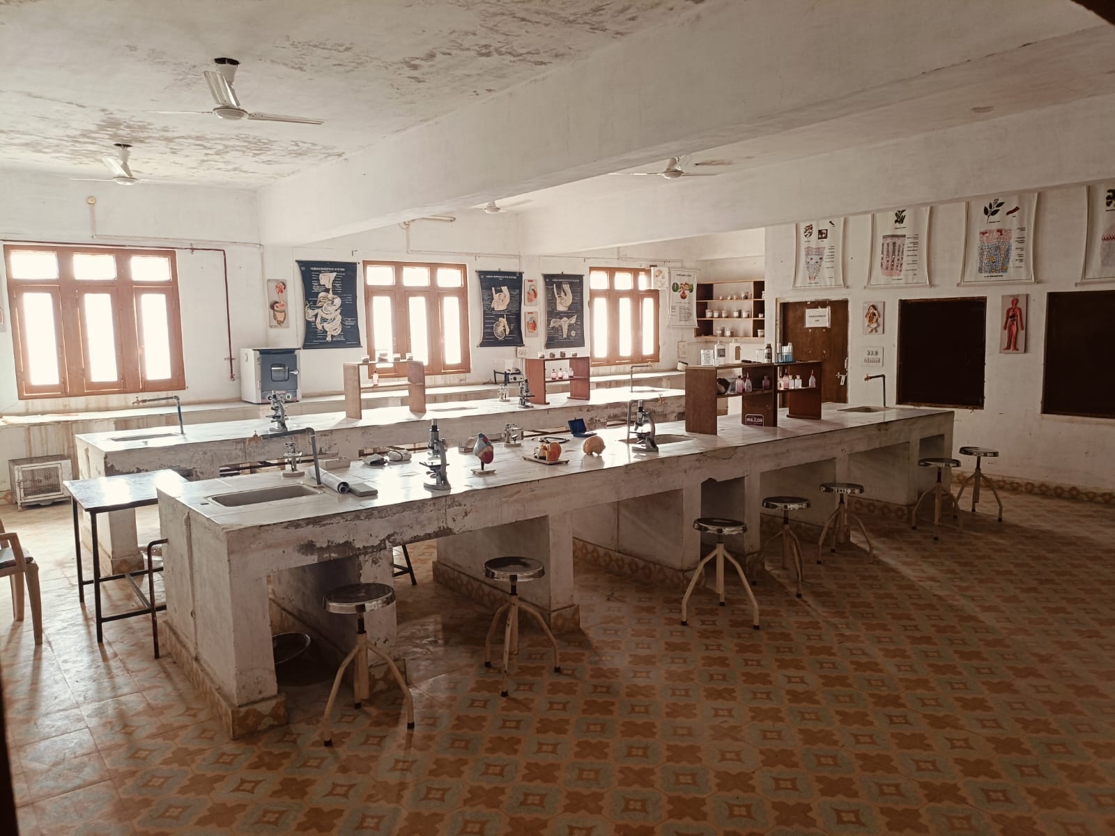 Pharmacology laboratory